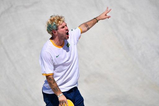 SKATE - O Brasil garantiu mais uma medalha no skate nos Jogos Olímpicos de Tóquio. Pedro Barros, de 26 anos, foi medalha de prata na categoria park masculino, nesta madrugada. Ele teve como melhor nota um 86,14. O medalhista de ouro foi o australiano Keegan Palmer, com impressionantes 95,83. Completou o pódio com o bronze o estadunidense Cory Juneau, com 84,13. Luiz Francisco ficou na quarta colocação, enquanto Pedro Quintas ficou em 8º.