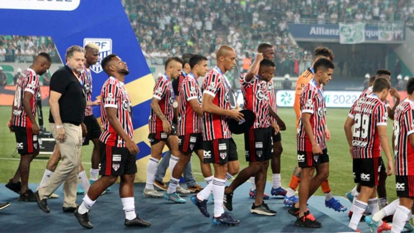 São Paulo goleia time montado às pressas no Campeonato Paulista