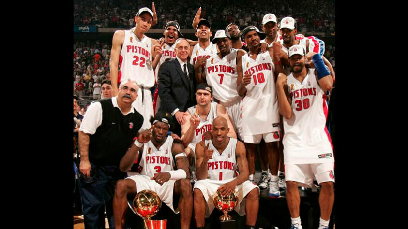 Detroit Pistons: 5 títulos (1987–88, 1988–89, 1989–90, 2003–04, 2004–05)