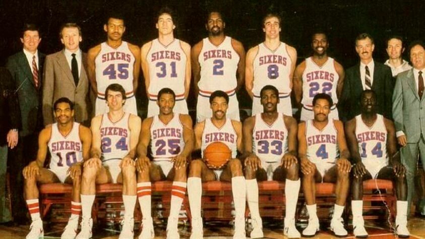Philadelphia 76ers: 5 títulos (1976–77, 1979–80, 1981–82, 1982–83, 2000–01)