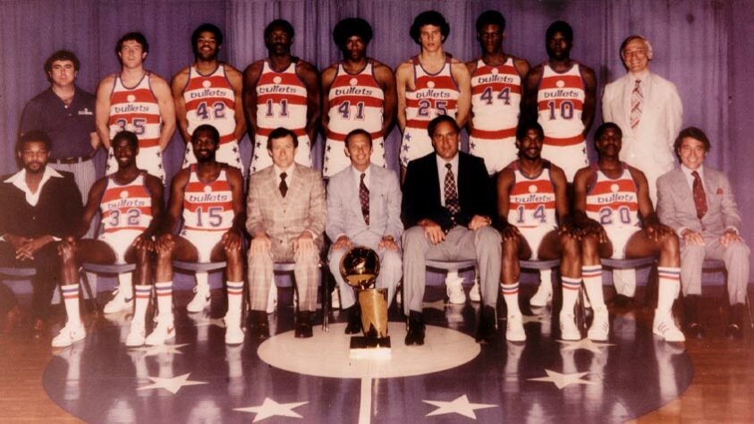 Washington Wizards: 4 títulos (1970–71, 1974–75, 1977–78, 1978–79)