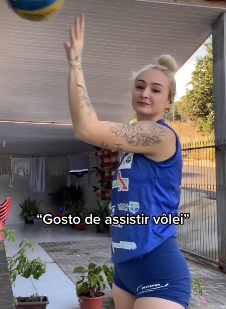 Brasileira em alta: veja 10 jogadoras de vôlei que fazem sucesso na  internet – LANCE!