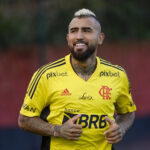 GALERIA: veja imagens do primeiro dia de treino de Vidal no Flamengo - LANCE!