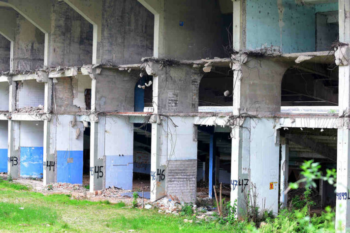 GALERIA: trechos que eram espaço de acesso ao interior do estádio.