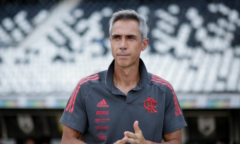PAULO SOUSA - O treinador deixou a seleção da Polônia para trabalhar no Flamengo no fim de 2021. Mas, não fez um grande trabalho no comando do Rubro-Negro e foi demitido após 32 partidas.