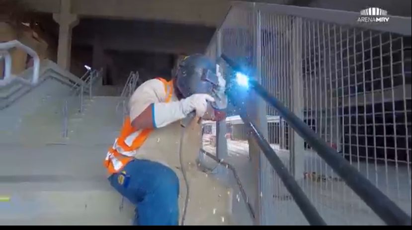 Veja como estão as obras do novo estádio do Atlético Mineiro.