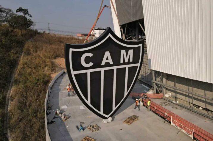 A Arena MRV, futura casa do Atlético-MG, já tem obras no seu interior bem adiantadas e o trabalho continua para poder entregar o projeto completo em breve. Veja imagens da construção a seguir!