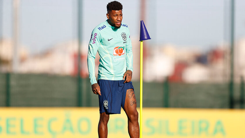 Emerson Royal (lateral - Tottenham)