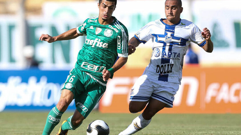 Egídio: lateral-esquerdo - 36 anos atualmente - Muito contestado pela torcida durante sua passagem, o atleta ainda passou por equipes interessantes do futebol nacional, como Cruzeiro e Fluminense. Hoje, o jogador está no Tombense.