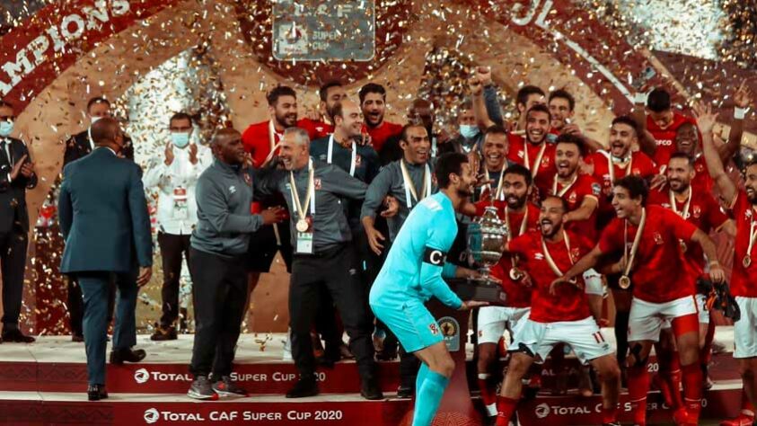 Egito: Al-Ahly (último título na temporada 2019/20) - 42 títulos