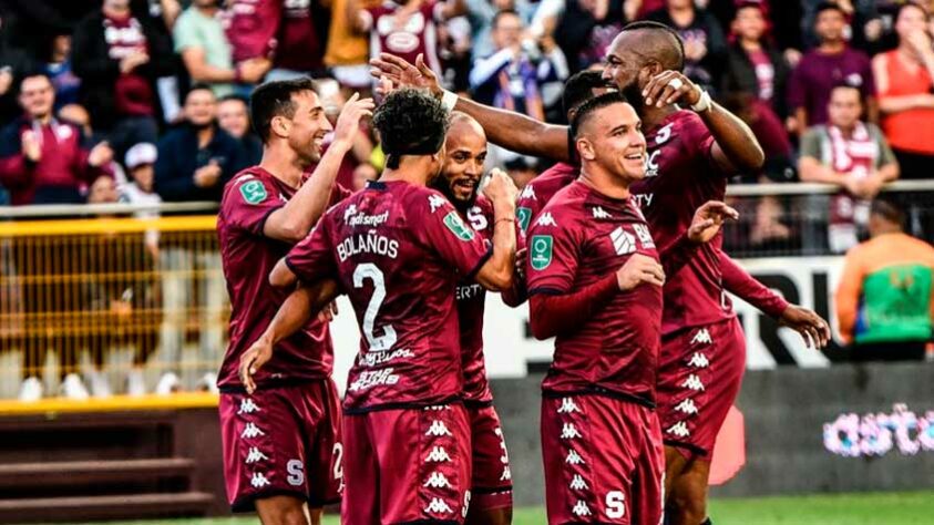 Costa Rica: Deportivo Saprissa (último título na temporada 2022) - 37 títulos