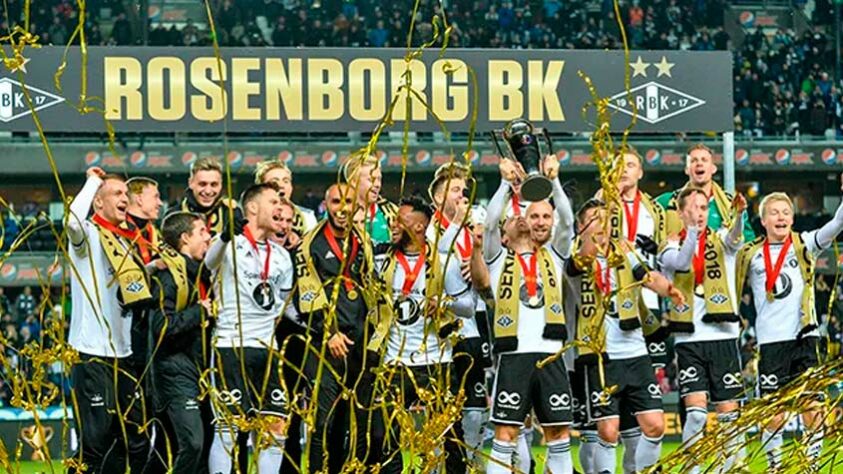 Noruega: Rosenborg (último título na temporada 2018) - 26 títulos