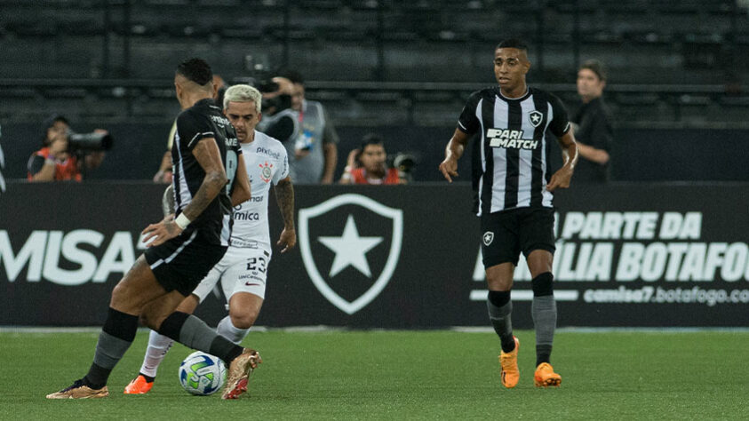 Escalação final: Cássio (Corinthians); Fagner (Corinthians), Adryelson (Botafogo), Cuesta (Botafogo) e Arana (Corinthians); Marlon Freitas (Botafogo), Tchê Tchê (Botafogo) e Jadson (Corinthians); Rodriguinho (Corinthians), Victor Sá (Botafogo) e Tiquinho (Botafogo); 12º jogador: Segovinha (Botafogo).