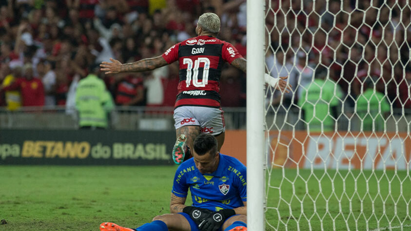 Maior vítima: Fluminense (Atacante marcou 11 gols no rival)