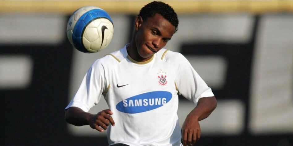 Willian, hoje no Fulham, foi campeão da Copinha com o Corinthians em 2005. Quando foi vendido, em 2007, saiu como a maior venda da história do Timão na ocasião.