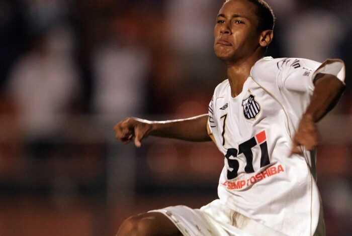 Neymar, Ganso e Edu Dracena; relembre o elenco titular do Santos de 2011