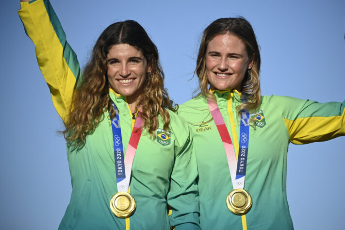 Martine Grael e Kahena Kunze foram campeãs olímpicas em Tóquio, 2021, na vela 