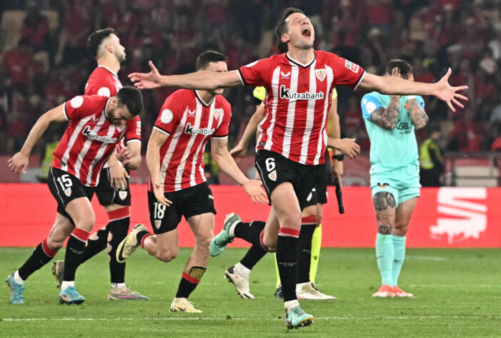 10º. Athletic Bilbao (3º - La Liga) - 36 pontos - 10 vitórias, 6 empates e 3 derrotas