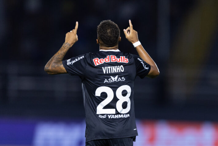 3) Vitinho - Red Bull Bragantino