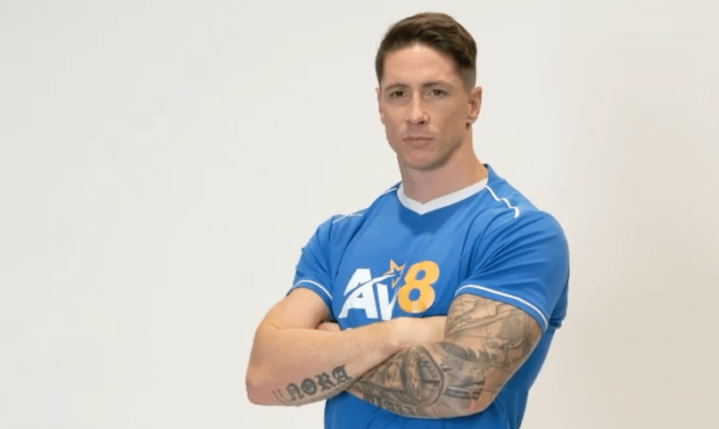 Fernando Torres - O ex-jogador marcou a história atuando pelo Atlético de Madrid, Liverpool e Chelsea. Porém, após se aposentar em 2019, Torres passou por uma trasformação física que supreendeu a todos.