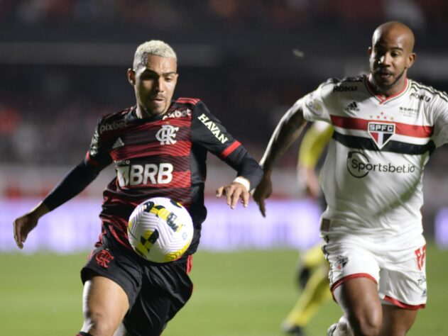 Semifinal: Ida - São Paulo 1x3 Flamengo; Volta - Flamengo 1x0 São Paulo