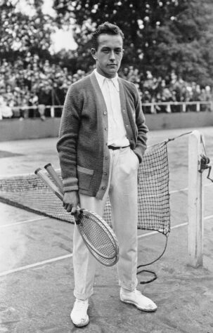 Henri Cochet (França) – Total de conquistas em Roland Garros: 5 títulos (1922, 1926, 1928, 1930 e 1932)