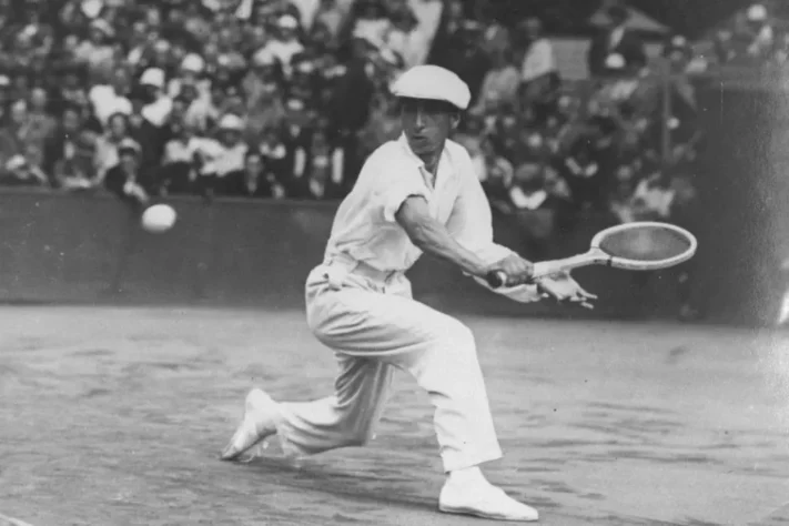 René Lacoste (França) – Total de conquistas em Roland Garros: 3 títulos (1925, 1927 e 1929)