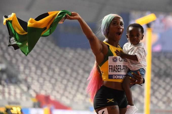 Shelly-Ann Faser Pryce, dona de seis medalhas olímpicas no atletismo, é a mãe de Zyon