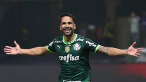 Luan, do Palmeiras, pode ir para clube do México! Confira os 13 zagueiros mais caros vendidos por clubes brasileiros