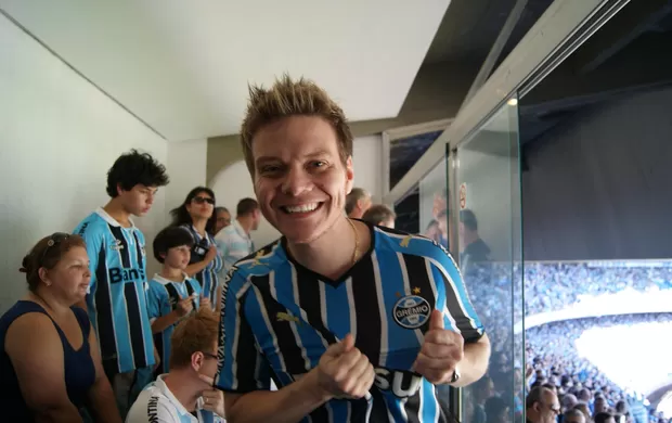 Michel Teló - Grêmio 