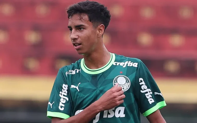 Zagueiro: Vitor Reis (Palmeiras).