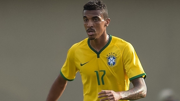 Volante: Luiz Gustavo (São Paulo)