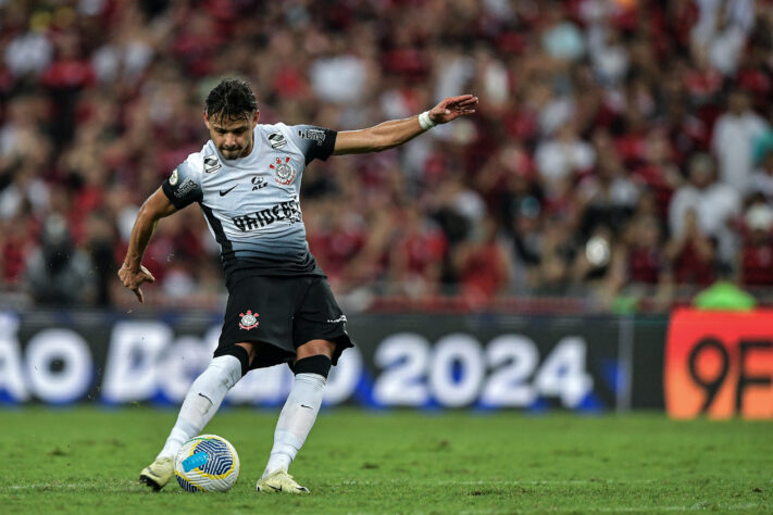 O Corinthians, 18º, estava na beira do Z4 em 2023 com o 16ª lugar.