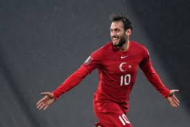 6 - Hakan Çalhanoğlu - 40 milhões de euros