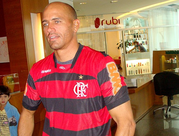 Kelly Slater - Surfista americano