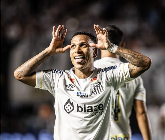 10. Santos: R$ 407 milhões