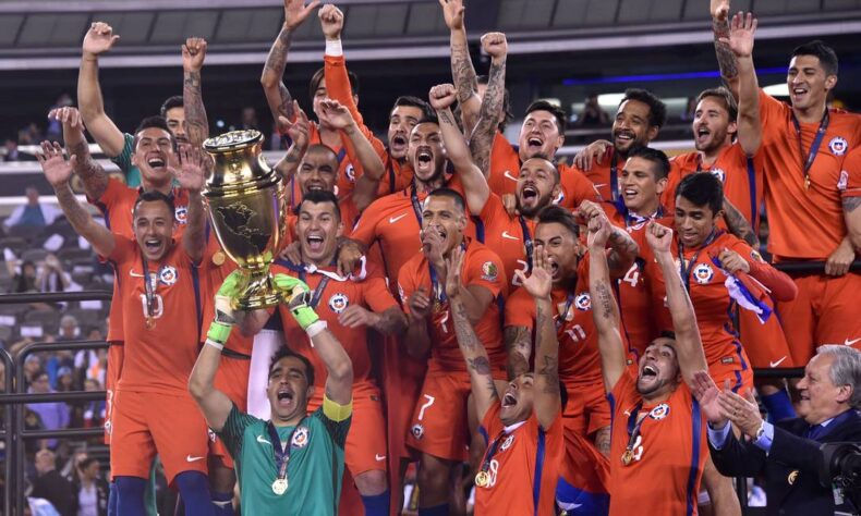 3. Chile - 2 títulos (2 Copa América)