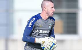 Paulo Victor - O goleiro estreou no time profissional do Flamengo em 2006 e ficou até 2017. Paulo se transferiu para o tricolor e passou quatro temporadas no clube gaúcho.