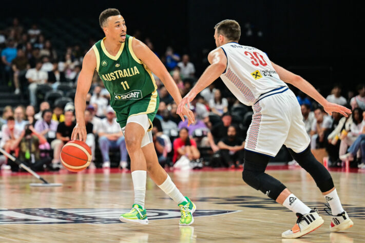 Austrália - oito jogadores (Dante Exum, Patty Mills, Joe Ingles, Josh Green, Jock Landale, Duop Reath, Dyson Daniels e Josh Giddey)