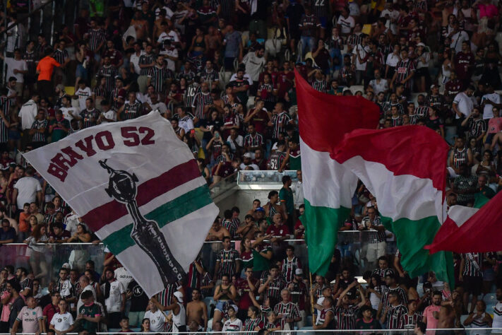 9º Fluminense - Média de 27.549 torcedores (9 jogos)