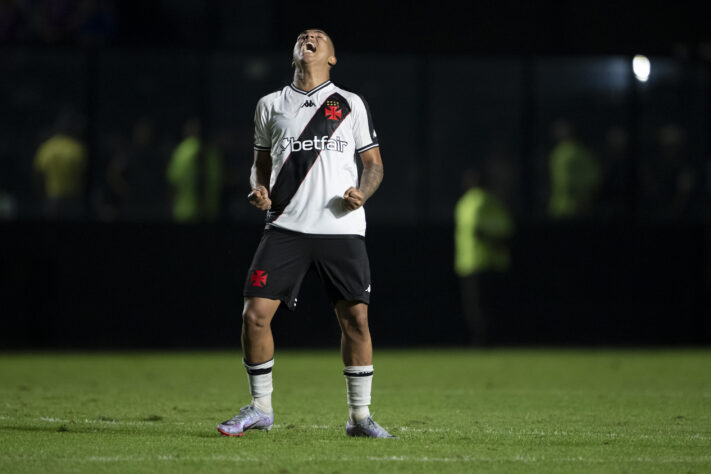 Vasco - 37 pontos - 1.7% de chance de rebaixamento após a 28ª rodada do Brasileirão