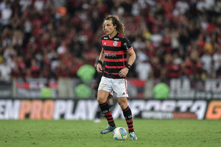 5. David luiz, do Flamengo, recebe R$ 1,5 milhão.