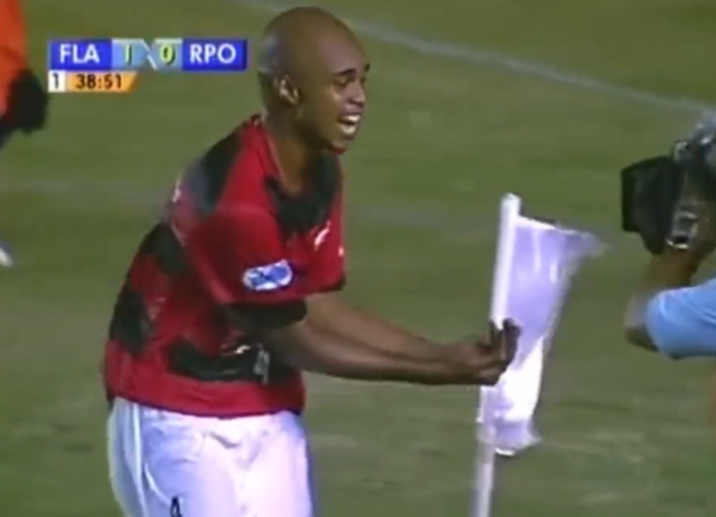 FLA x RPO - Libertadores : Gol de Irineu anulado por impedimento 