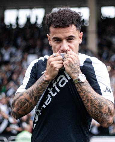 Philippe Coutinho, cria e craque do Vasco, ganha cerca de 1,7 milhões de reais