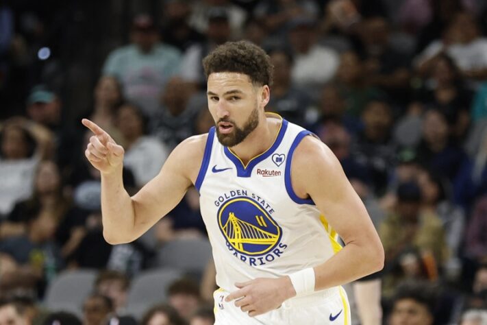 Fim do “Splash Brothers” - parceria entre Klay Thompson e Steph Curry no Golden State Warriors - Thompson deixou a franquia da Califórnia e assinou com o finalista da última temporada, Dallas Mavericks.