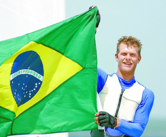 2. Robert Scheidt - Vela: 2 ouros, 2 pratas e 1 bronze (5 medalhas)