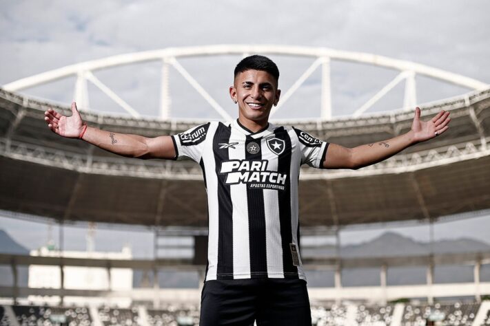 1. Thiago Almada (Botafogo) - Meia - R$ 136,9 milhões