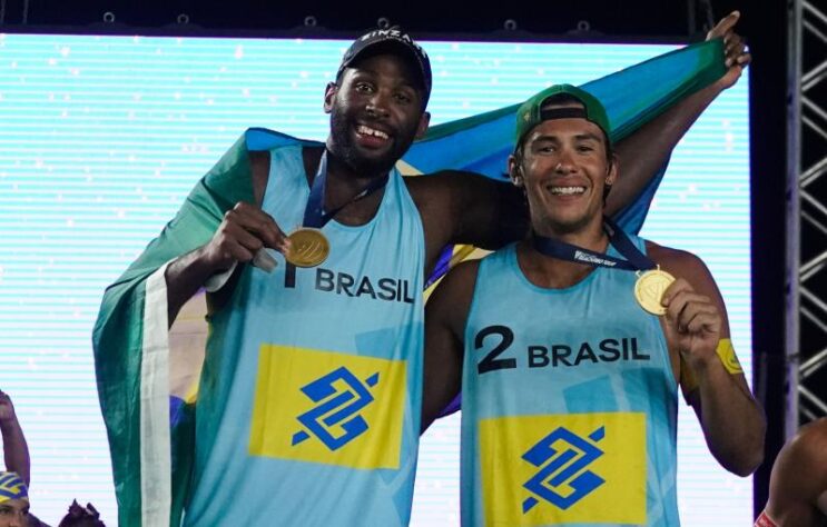 Vôlei de Praia - Arthur e Evandro: Ouro