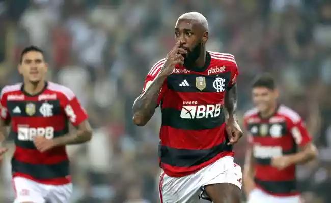 Gerson (Brasil e Flamengo)- apesar de não ter tido boa atuação individual, o funcionamento do meio de campo da Seleção melhorou após sua entrada. Ganhou vaga no time titular contra o Peru e atuou os 90 minutos.