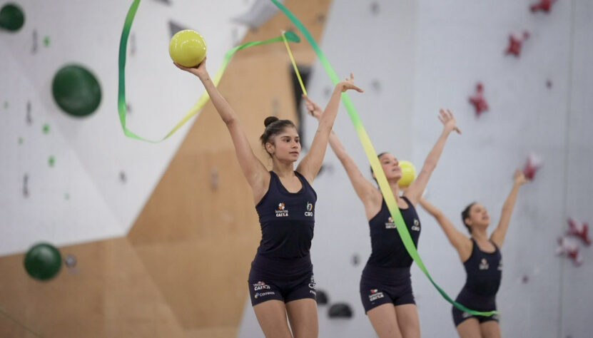 Nossas meninas da ginástica rítmica